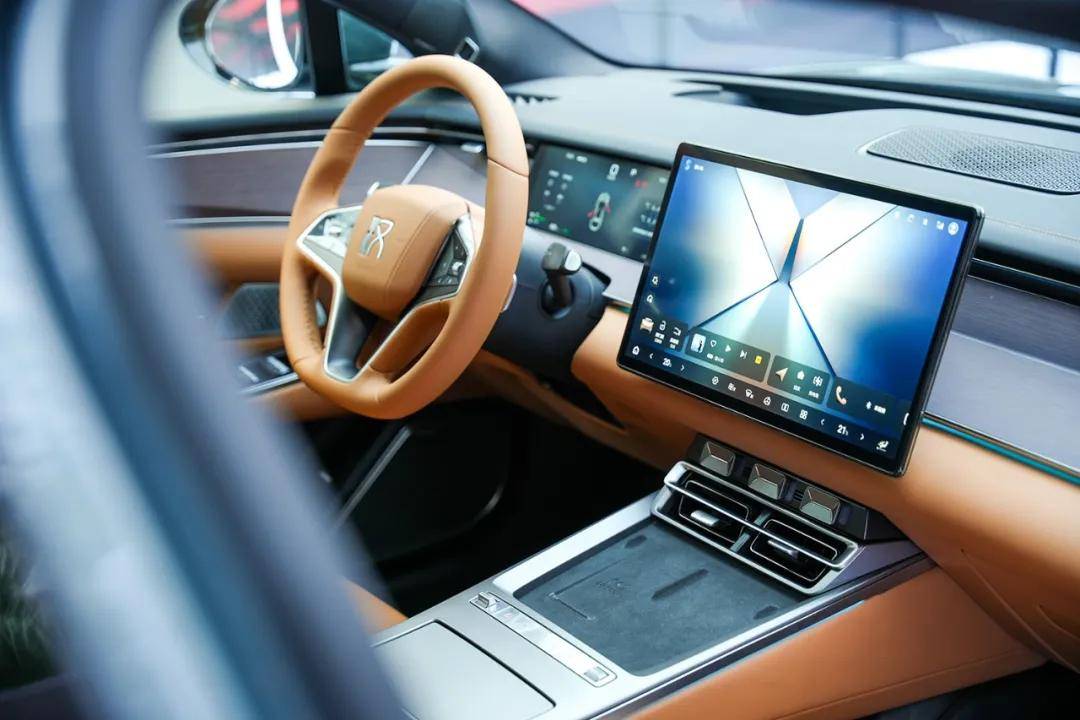 以設計承載文化 比亞迪漢L/唐L能否掀起世界浪潮?