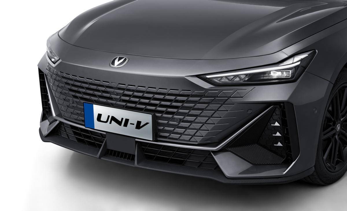 2024年度緊湊型車質(zhì)量排行,長安UNI-V排第一,日產(chǎn)軒逸排倒數(shù)