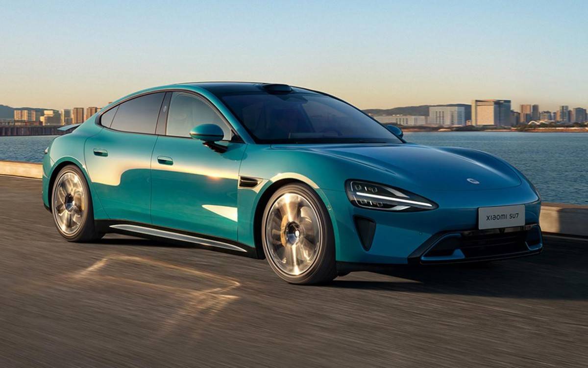 小米:因軟件策略問題,召回超3萬輛小米SU7標(biāo)準(zhǔn)版車型