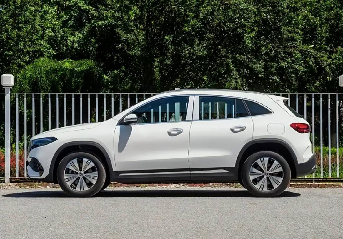 眼高于頂?shù)谋捡Y,終究還是“撐不住”了!