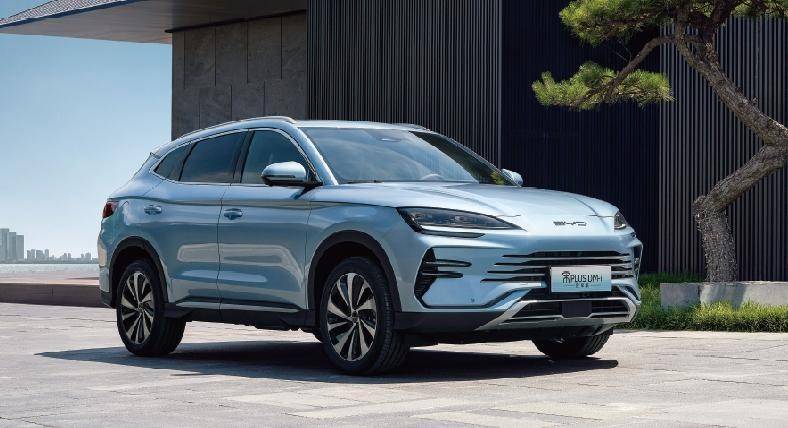 2024最暢銷插混、增程車型:比亞迪占7款,問(wèn)界、理想是最大黑馬