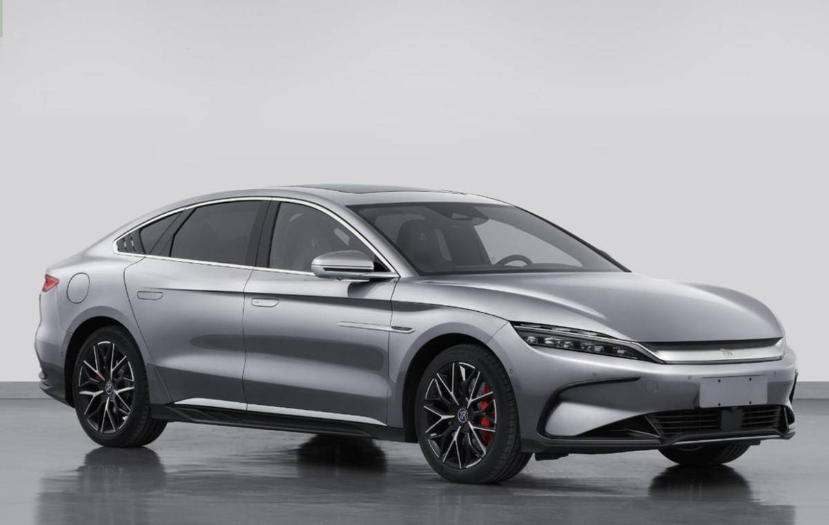 2024最暢銷插混、增程車型:比亞迪占7款,問(wèn)界、理想是最大黑馬