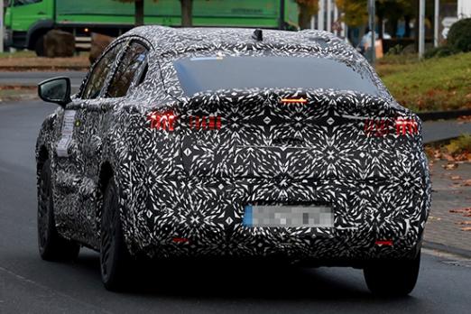 變身純電SUV 新一代日產(chǎn)LEAF聆風(fēng)諜照曝光