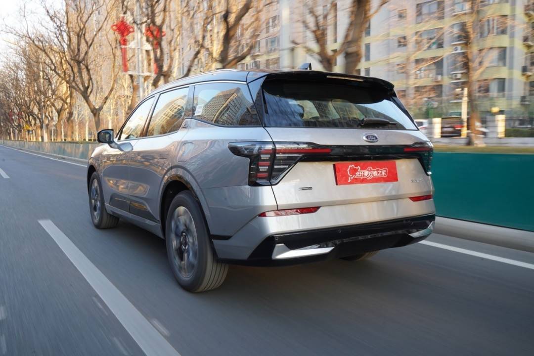 春節想買車,國補加碼省大錢!20萬買7座大空間SUV誰更靠譜?