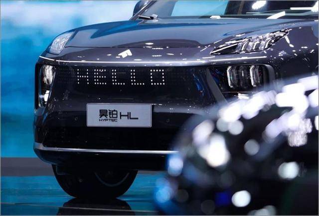 “陸地游艇”續航 1200km,媲美邁巴赫,預計僅35萬,劍指理想L8