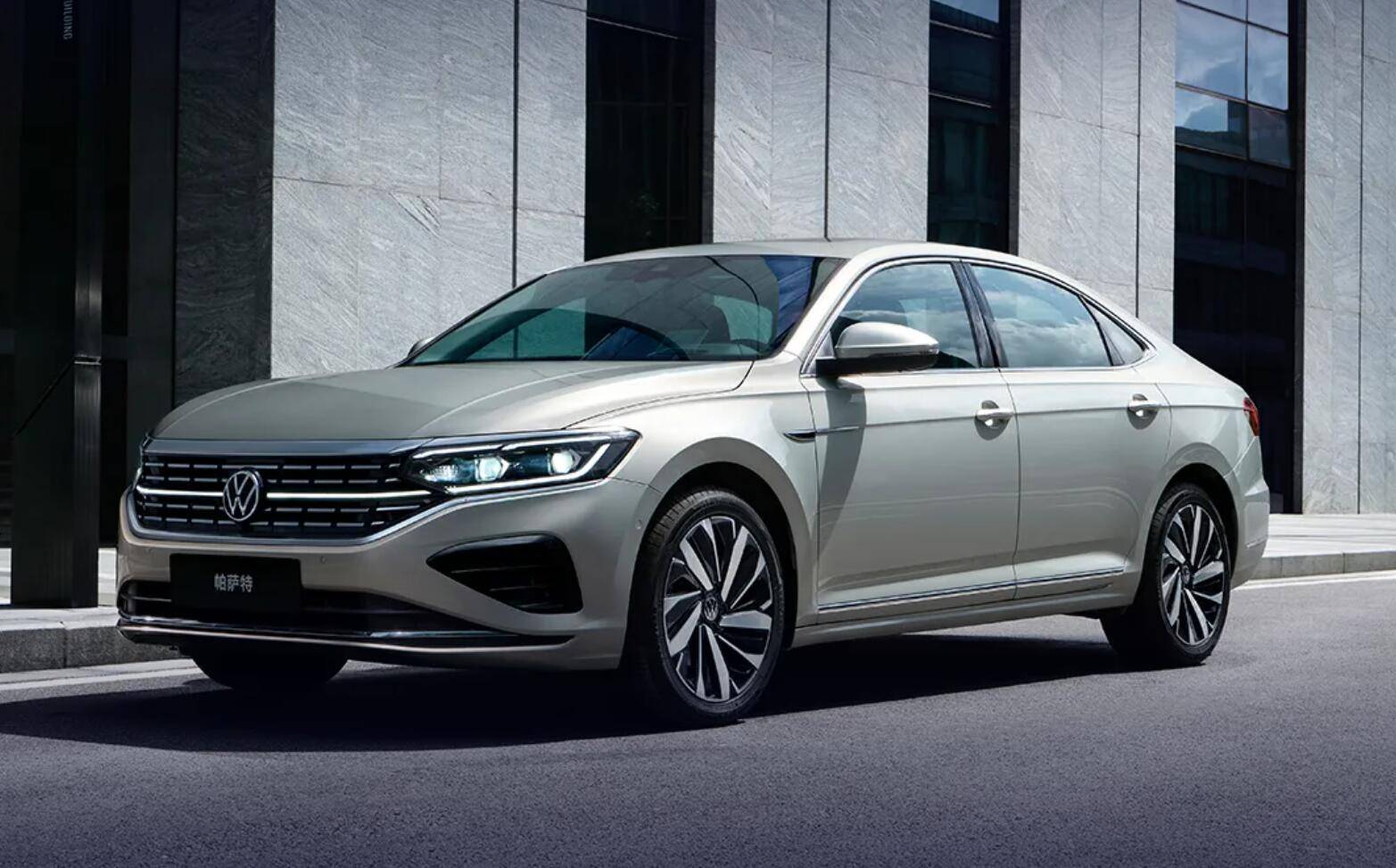 合資車跌慘了?2024年合資中型轎車銷量出爐 8款過十萬 邁騰第三