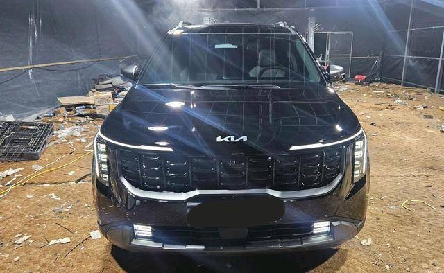 起亞嘉華大七座MPV即將引入國內(nèi),豪華感不遜豐田塞納