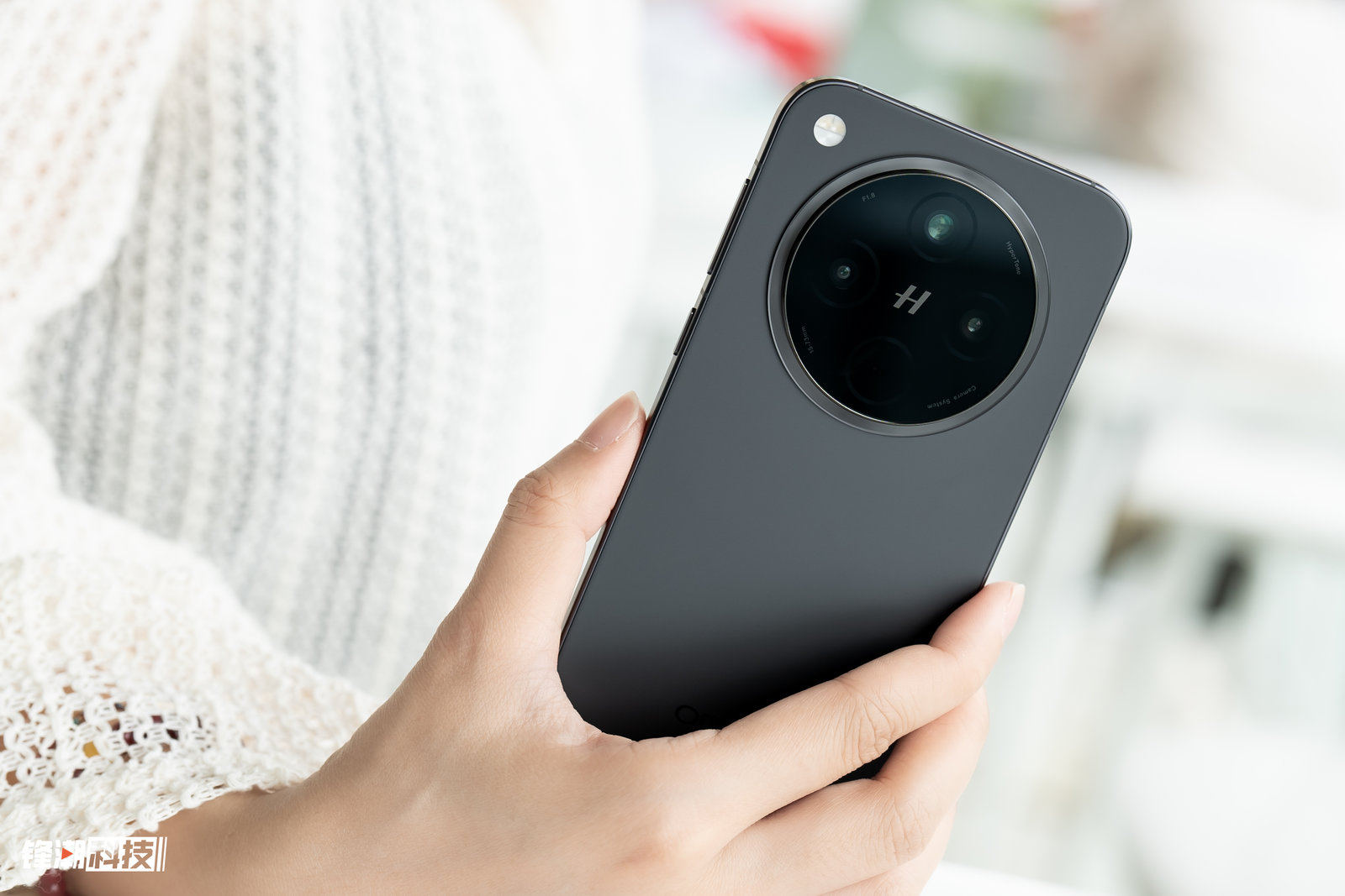 暢快拍照新體驗,OPPO Find X8超級閃拍不錯過精彩