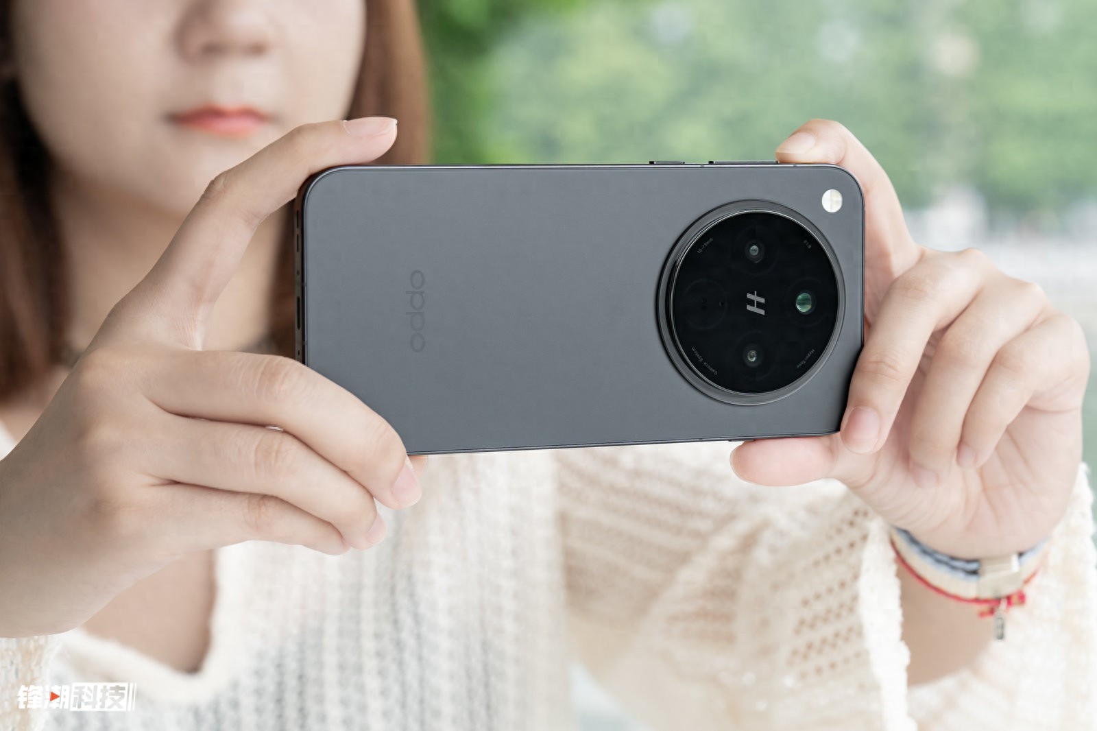 暢快拍照新體驗,OPPO Find X8超級閃拍不錯過精彩