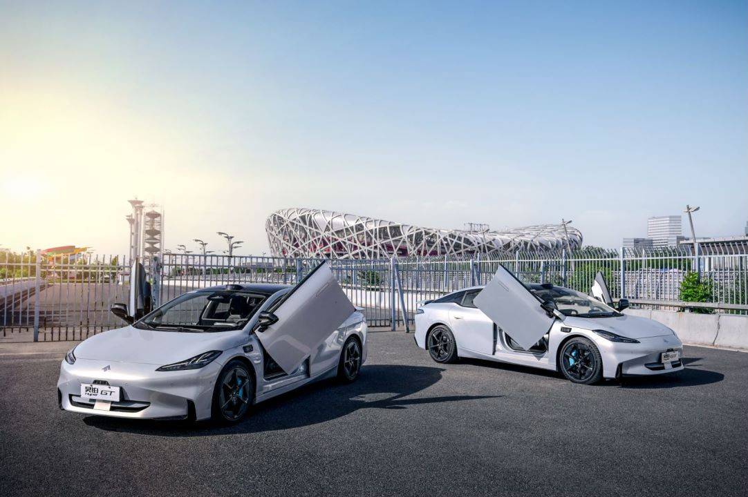 接棒曾慶洪履新廣汽集團董事長,馮興亞直面“三大戰役”