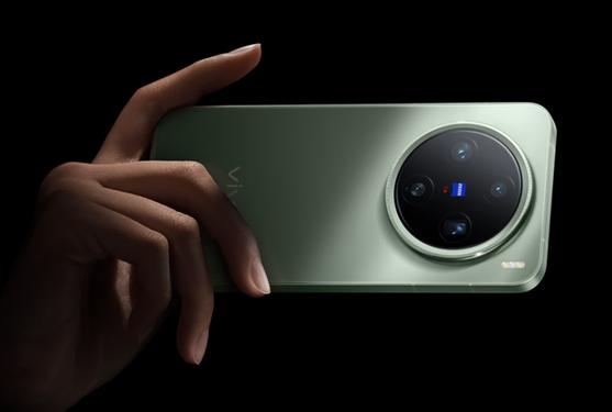 機情問答:輕薄影像旗艦推薦 一加三段式按鍵要無?