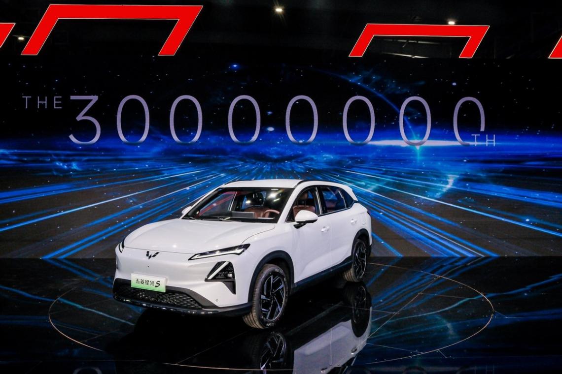 銷量突破3萬,星光S如何成就五菱新能源新高度?