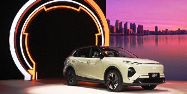 一汽奔騰發布全新技術集群,加速新能源轉型