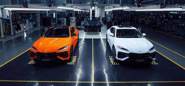 蘭博基尼Urus SE登陸中國(guó),297萬(wàn)售價(jià),插混SUV新王者來(lái)襲!