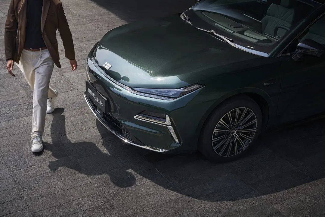 13.98萬元起,雙動力可選,吉利銀河星耀8開啟預(yù)售