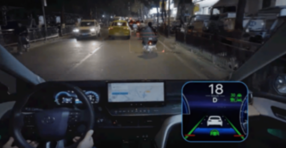 濃眉大眼的豐田開始忽悠人了?凱美瑞加個打燈變道就叫“智駕版”