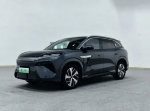 國產車企固態電池,年底上車!兆瓦閃充、蔚來換電,都白干了?