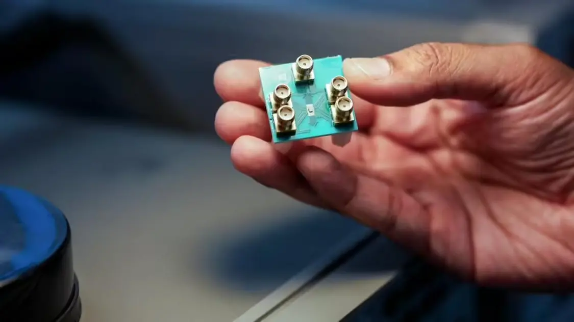 The low-power microchip researchers call a “microwave brain” is the first processor to compute on both ultra-fast data signals and wireless communication signals by harnessing the physics of microwaves.