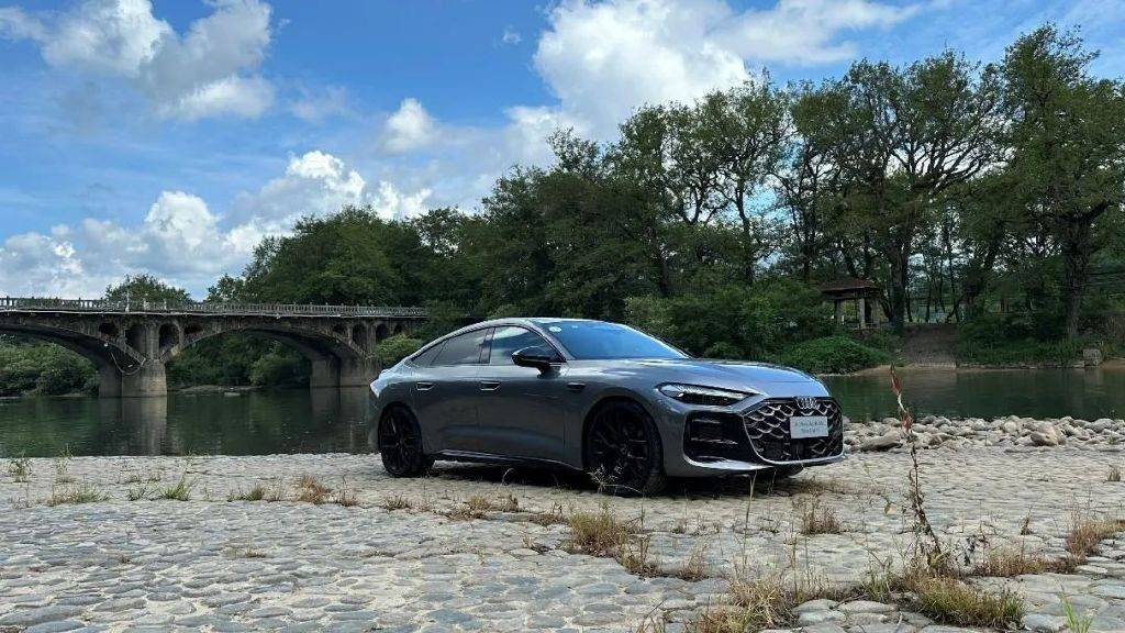 德系性能與華為乾崑智駕的碰撞!試駕上汽奧迪A5L Sportback