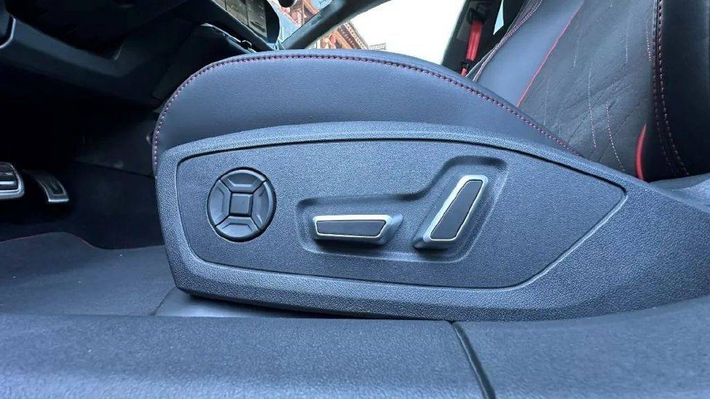 德系性能與華為乾崑智駕的碰撞!試駕上汽奧迪A5L Sportback