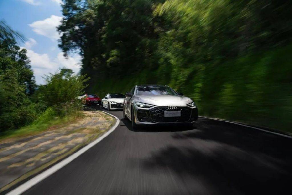 德系性能與華為乾崑智駕的碰撞!試駕上汽奧迪A5L Sportback