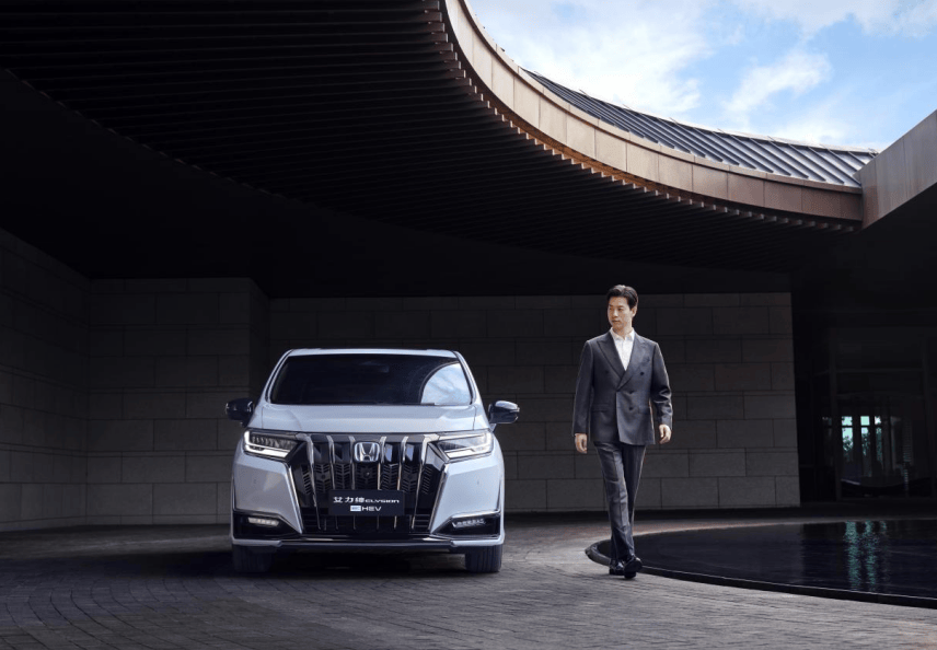 標配即高配!24.98萬元起,東風本田艾力紳煥新上市