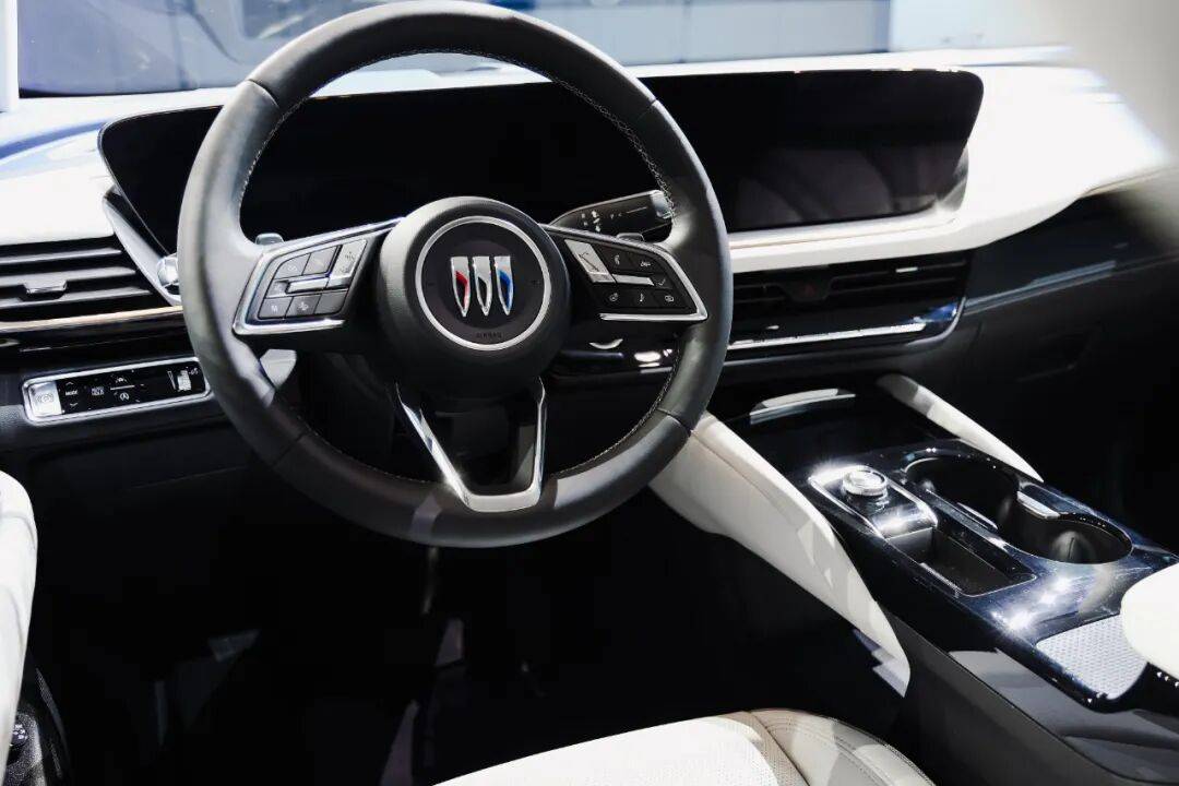 昂科威Plus大單品策略:燃油SUV市場的“反內卷”樣本