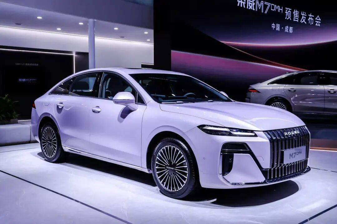 對話上汽俞經(jīng)民:榮威M7 DMH要讓用戶“從容”做選擇