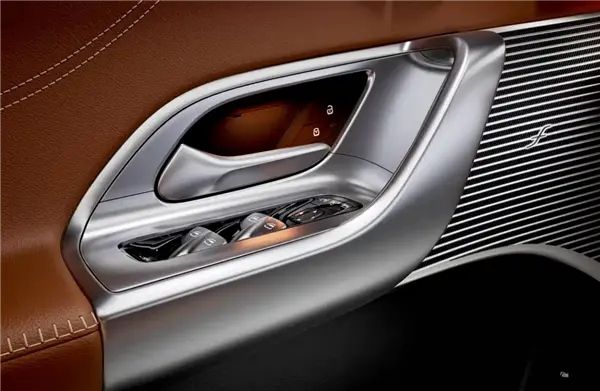 奔馳史上最大中控屏!全新GLC EV內飾官圖發布:滿眼全是屏 奔馳史上最大中控屏!全新GLC EV內飾官圖發布:滿眼全是屏