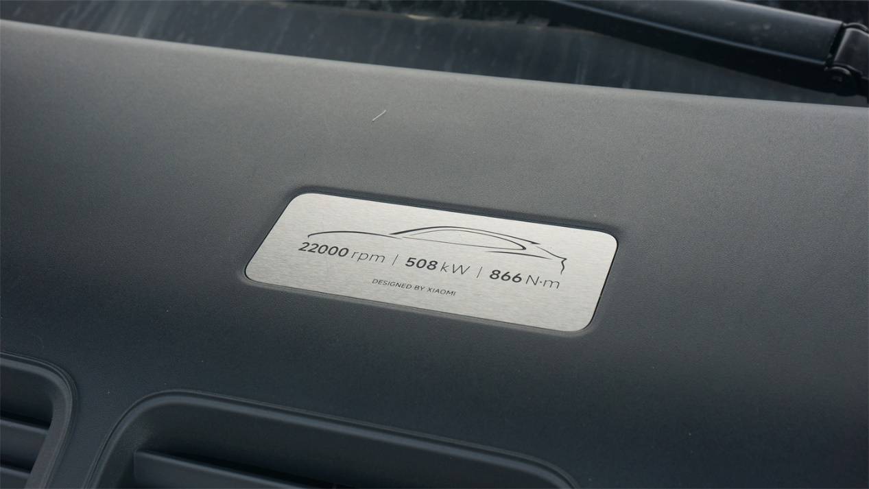 靠臉上位的小米YU7,能靠才華收服人心么?