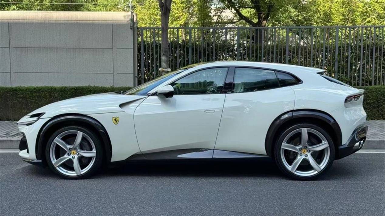 靠臉上位的小米YU7,能靠才華收服人心么?