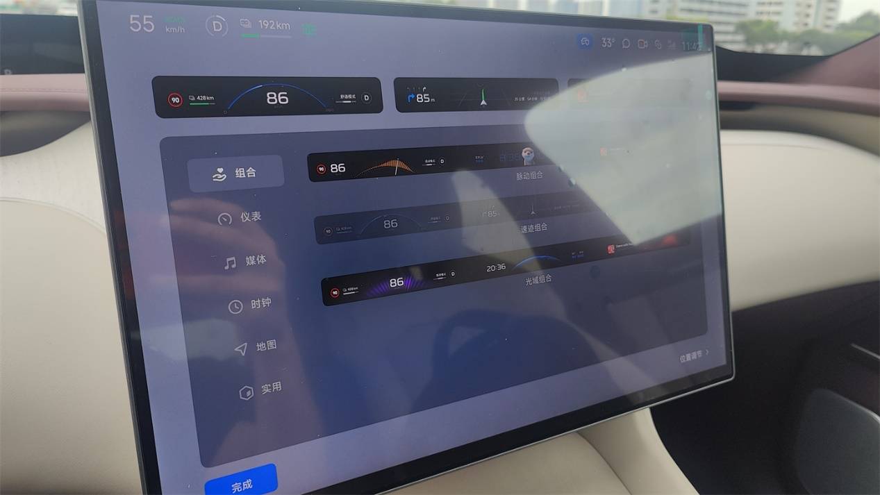 靠臉上位的小米YU7,能靠才華收服人心么?
