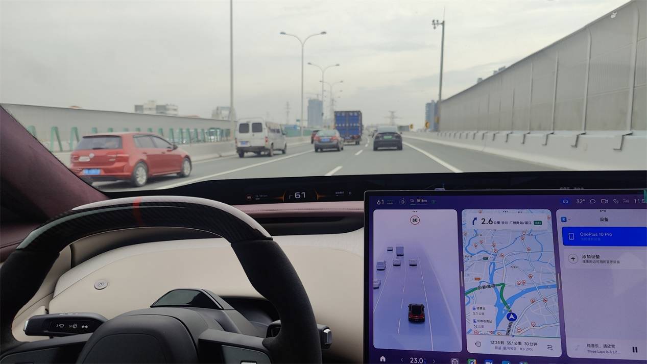 靠臉上位的小米YU7,能靠才華收服人心么?