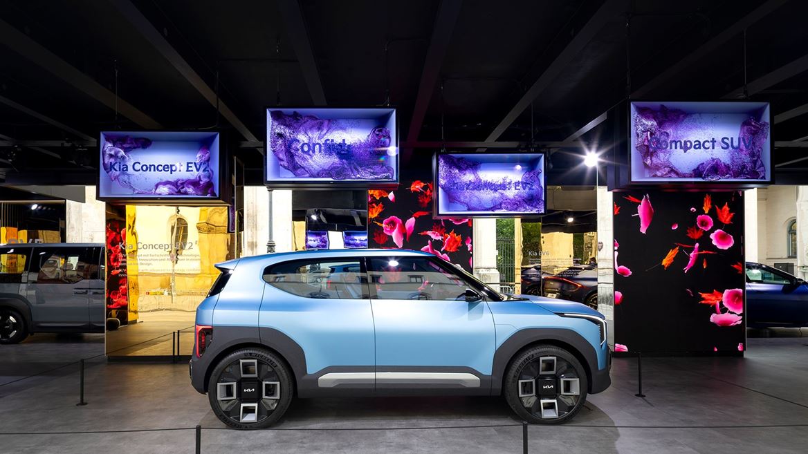 IAA 2025國際車企觀察:傳統豪強重塑電動格局,軟件定義汽車成新戰場 IAA 2025國際車企觀察:傳統豪強重塑電動格局,軟件定義汽車成新戰場